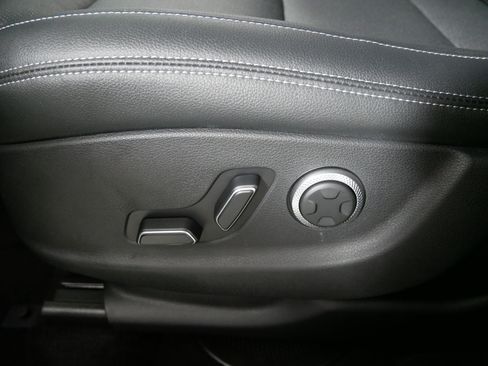 Certified 2026 Genesis GV70 2.5T Select AWD/4WD image 20