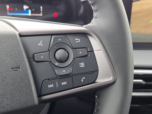 Used 2026 Nissan Sentra SV w/ SV Convenience Package FWD image 28