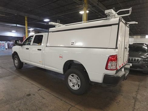 Used 2023 RAM 3500 Tradesman w/ Convenience Group image 3