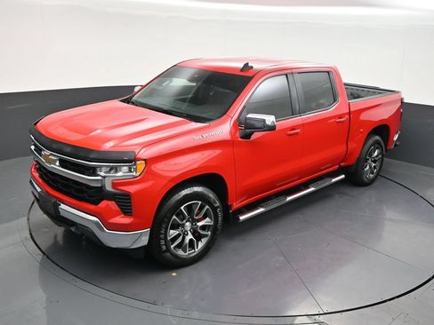 Used 2022 Chevrolet Silverado 1500 LT RWD image 14