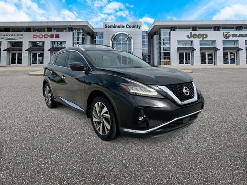 Used 2019 Nissan Murano SL FWD image 2