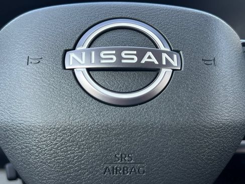New 2026 Nissan Pathfinder Platinum FWD image 6