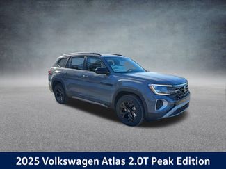 New 2025 Volkswagen Atlas Peak Edition SE video 2