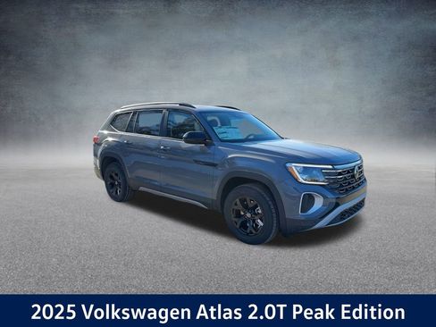 New 2025 Volkswagen Atlas Peak Edition SE image 2