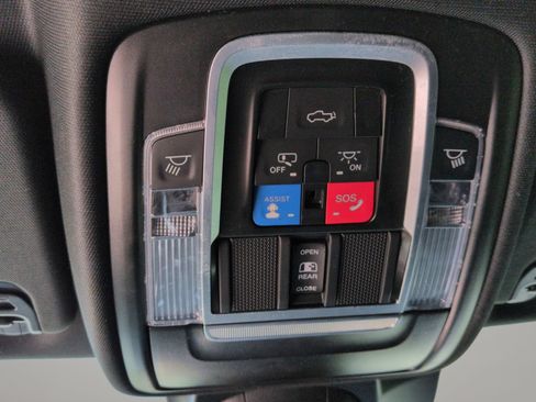 Used 2023 RAM 1500 Laramie RWD image 24