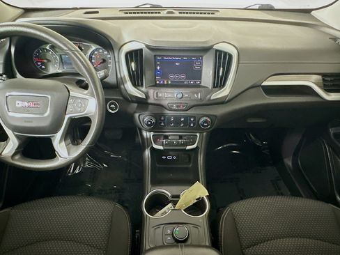 Used 2024 GMC Terrain SLE FWD image 27