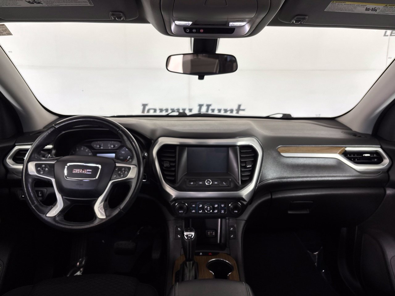 Used 2017 GMC Acadia SLE w/ Driver Alert Package I FWD image 19