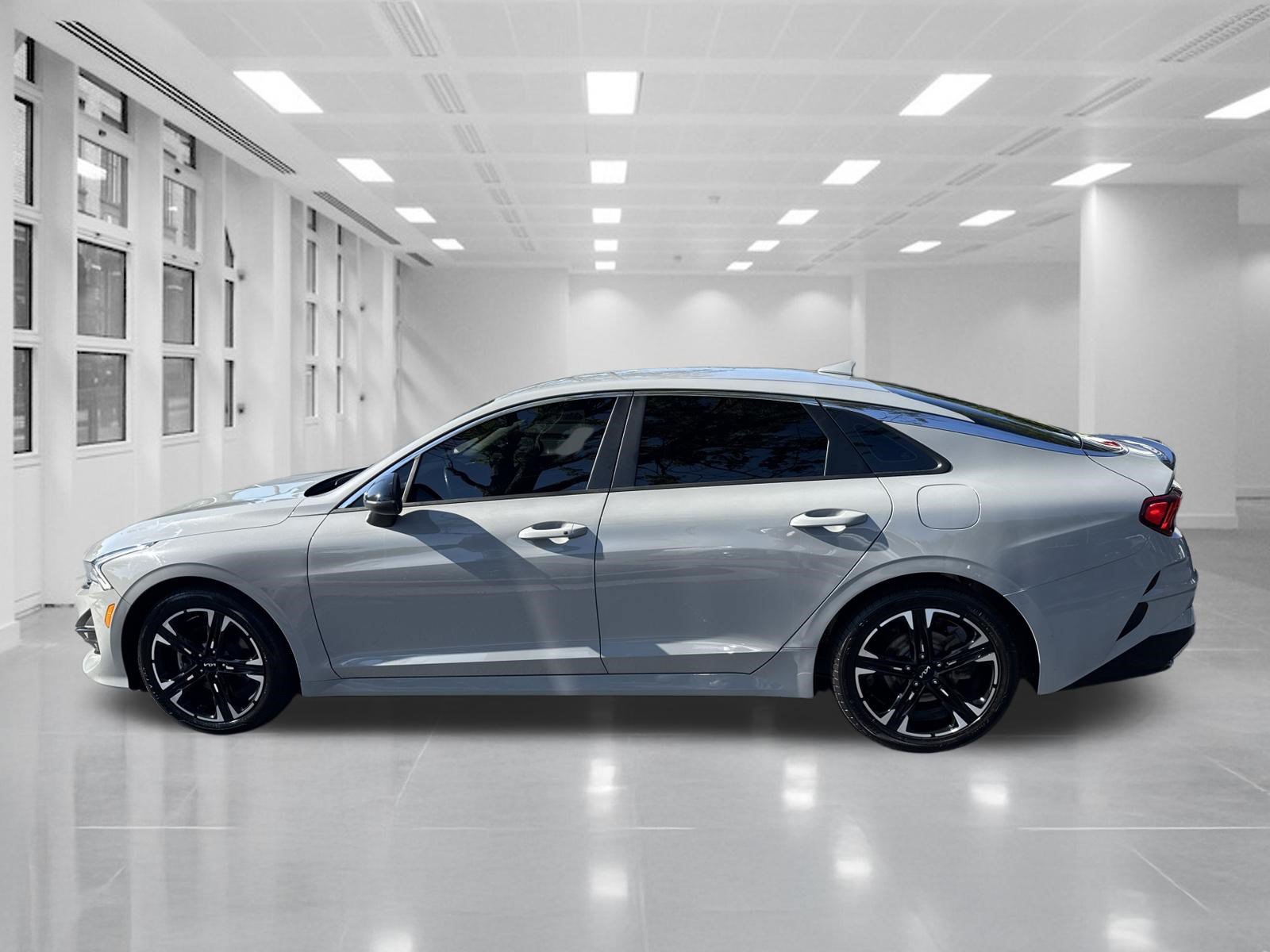 Used 2022 Kia K5 GT-Line FWD image 9