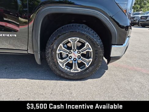 New 2026 GMC Sierra 1500 SLE w/ Preferred Package RWD image 17
