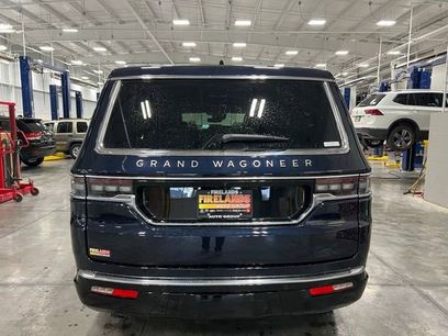 New 2025 Jeep Grand Wagoneer Series III w/ HD Trailer Tow Package