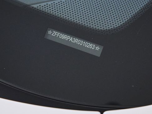 Used 2024 Ferrari Roma Spider image 11