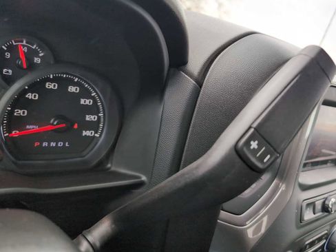 Used 2025 Chevrolet Silverado 2500 Custom w/ Custom Value Package image 15