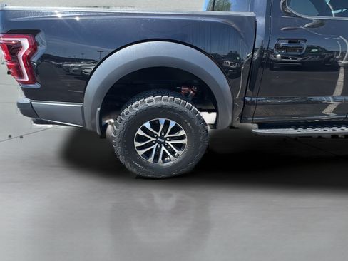 Used 2019 Ford F150 Raptor w/ Equipment Group 802A Luxury AWD/4WD image 36