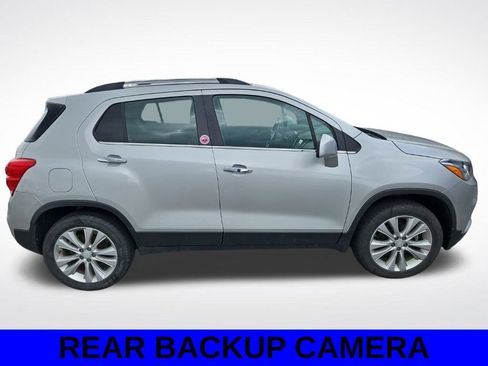 Used 2018 Chevrolet Trax Premier AWD/4WD image 4