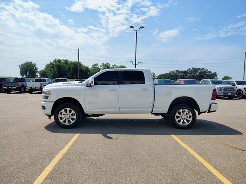 Used 2025 RAM 2500 Laramie w/ Sport Appearance Package AWD/4WD image 5
