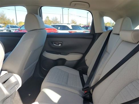 Used 2025 Honda HR-V LX image 32