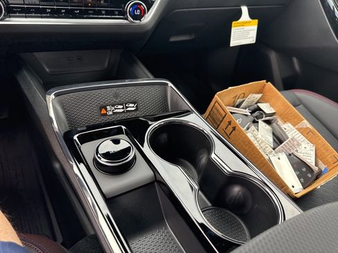 New 2026 Chevrolet Equinox RS image 17