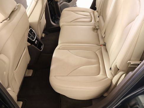 Used 2022 Lincoln Nautilus Reserve w/ Luxury Package image 12