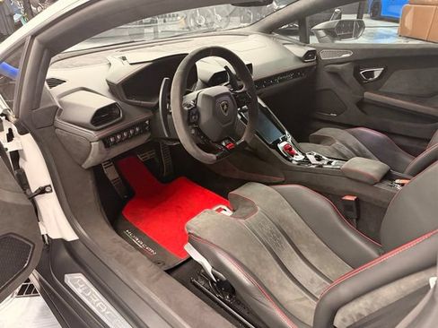 Used 2024 Lamborghini Huracan Sterrato AWD/4WD image 20