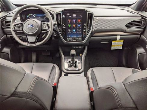 Used 2025 Subaru Forester Touring image 15