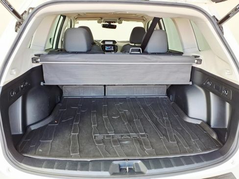 Used 2021 Subaru Forester Premium AWD/4WD image 10