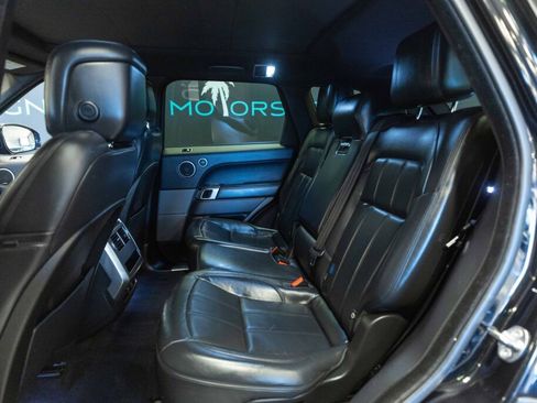 Used 2019 Land Rover Range Rover Sport HSE image 15
