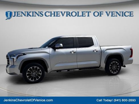 Used 2024 Toyota Tundra Limited w/ Power Package AWD/4WD image 10