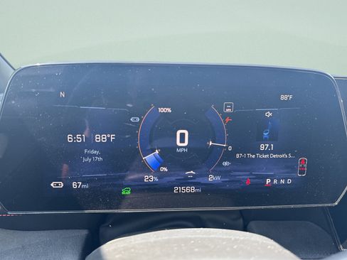 Used 2025 Chevrolet Blazer EV RS AWD/4WD image 20