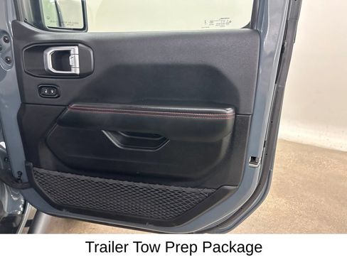 Used 2024 Jeep Wrangler Unlimited Rubicon AWD/4WD image 20