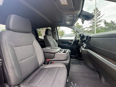Used 2023 Chevrolet Silverado 1500 RST AWD/4WD image 40