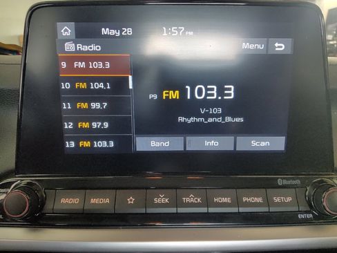Used 2021 Kia Forte LXS FWD image 25