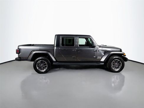 Used 2022 Jeep Gladiator Overland w/ Popular Equipment Package image 9