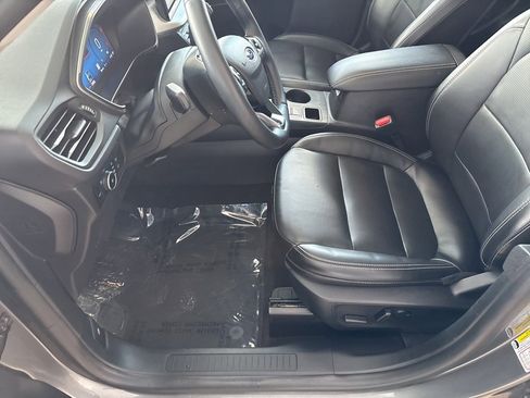 Used 2024 Ford Escape Platinum image 7