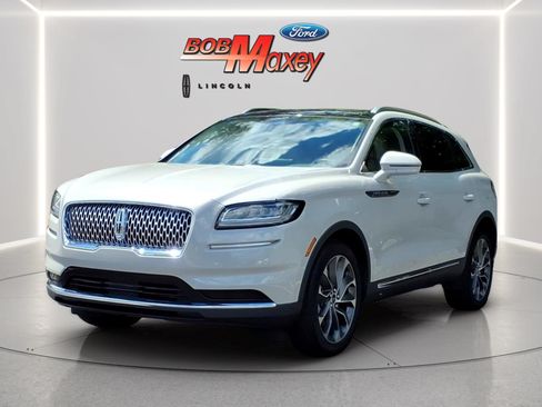 Used 2022 Lincoln Nautilus Reserve AWD/4WD image 1