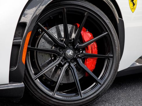 Used 2025 Ferrari Purosangue AWD/4WD image 2