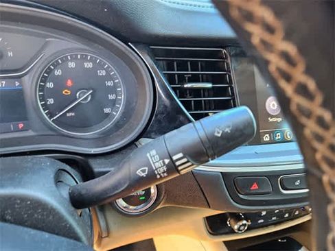 Used 2019 Buick Regal Preferred w/ Sights and Sounds Package image 24