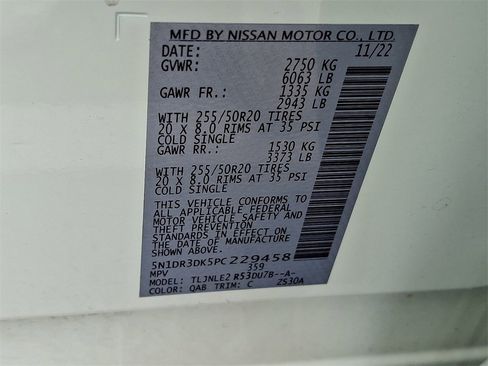 Used 2023 Nissan Pathfinder Platinum image 32