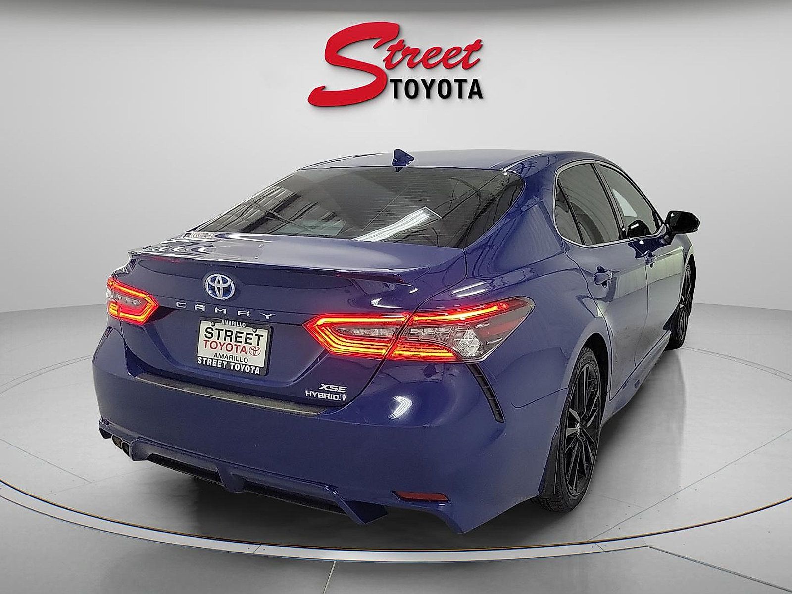 Certified 2023 Toyota Camry XSE w/ Cold Weather Package FWD image 4