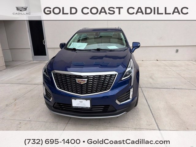Used 2023 Cadillac XT5 Premium Luxury w/ LPO, Floor Liner Package AWD/4WD image 5