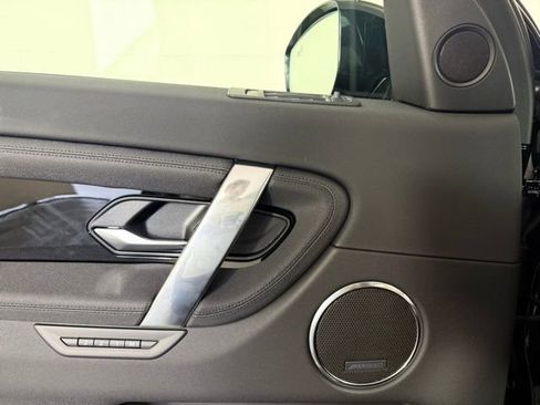 New 2025 Land Rover Discovery Sport S image 23