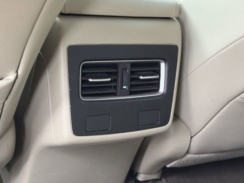 Used 2018 Acura RDX w/ Technology Package image 16