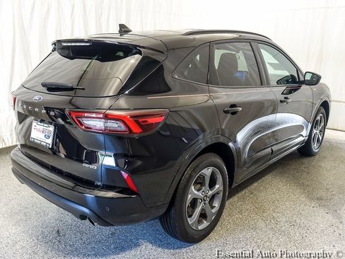Used 2024 Ford Escape ST-Line w/ Tech Pack #1 AWD/4WD image 8