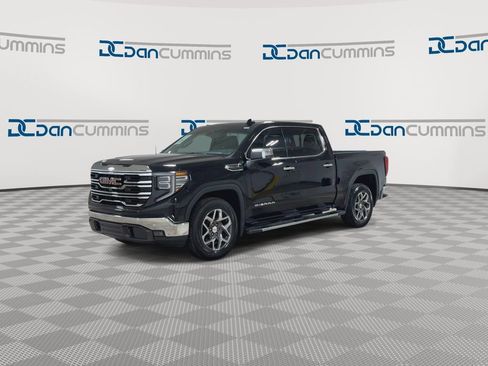 Used 2022 GMC Sierra 1500 SLT w/ SLT Premium Plus Package image 5