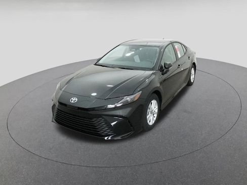 New 2026 Toyota Camry LE image 16