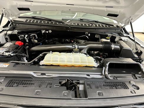 Used 2024 Ford Expedition Max XLT image 36