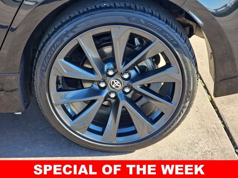 Used 2024 Toyota Corolla SE w/ Convenience Package image 35