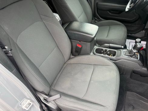 Used 2022 Jeep Gladiator Willys image 51