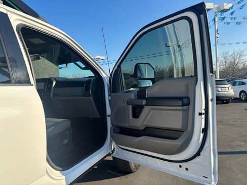 Used 2020 Ford F350 XLT w/ XLT Value Package image 13
