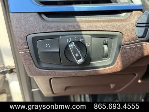 Used 2021 BMW X1 xDrive28i AWD/4WD image 30