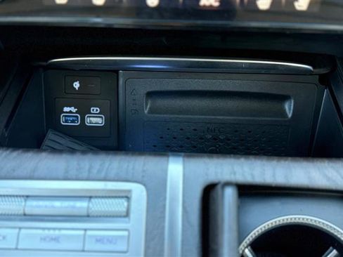 Used 2024 Genesis GV80 3.5T w/ Prestige Package image 26